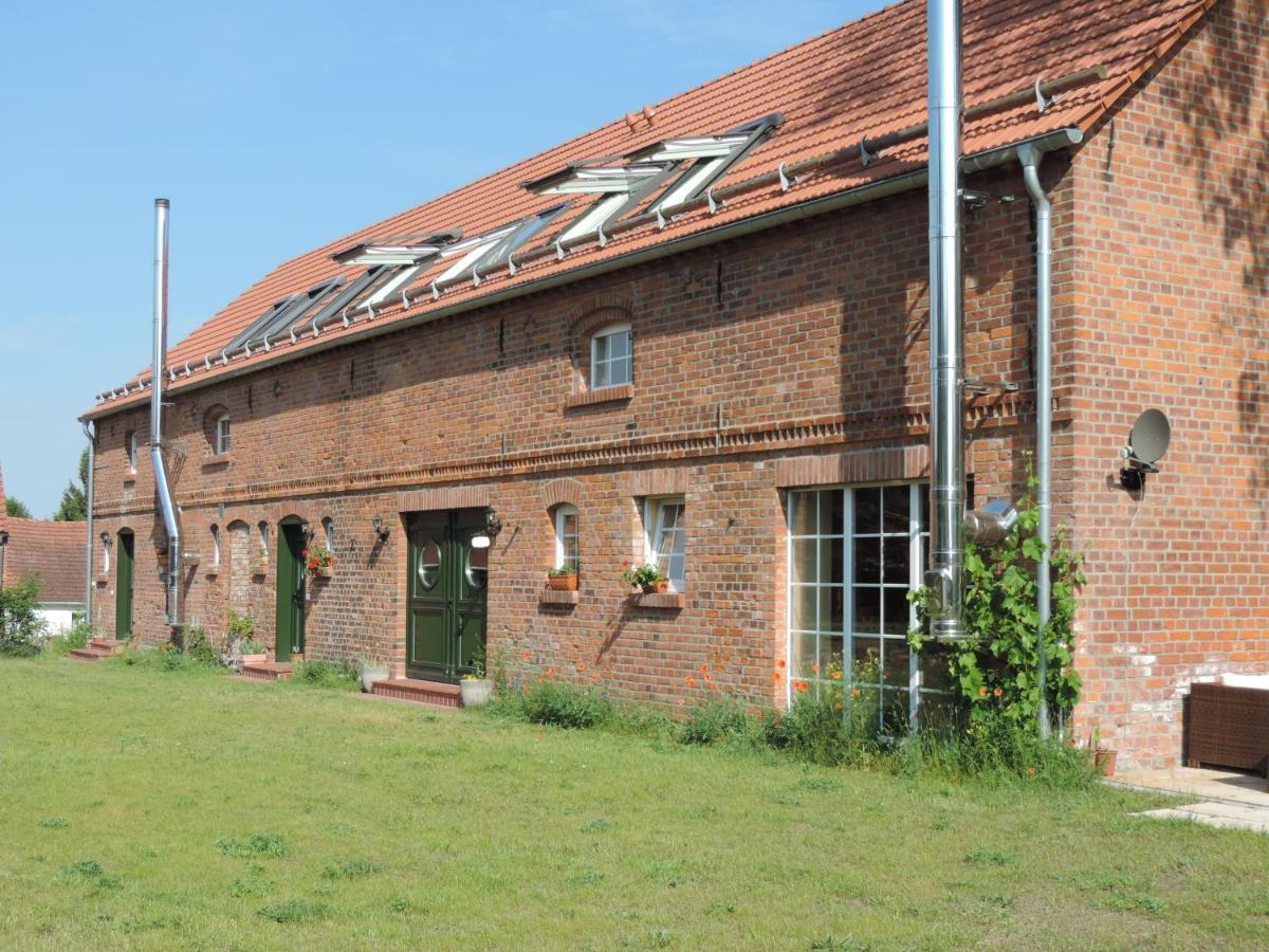 Ferienscheune Kummernitztal Grabow  Extérieur photo